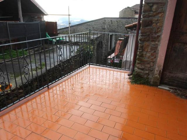 Appartamento in vendita a Calice Al Cornoviglio, Liguria