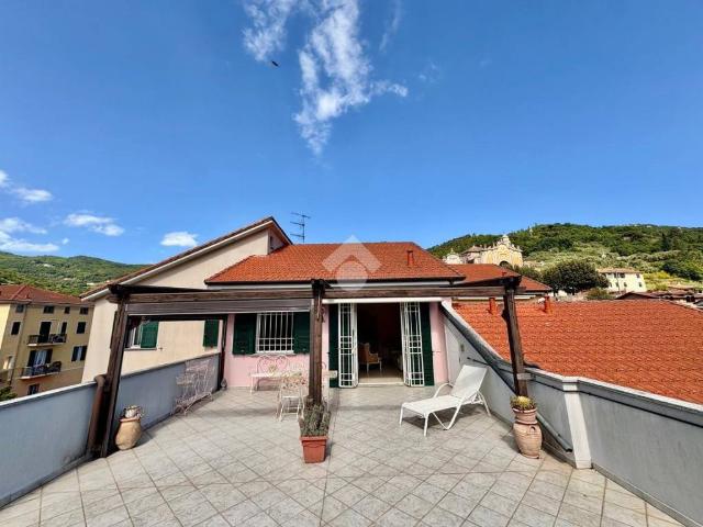 Appartamento in vendita a Calice Ligure, Liguria