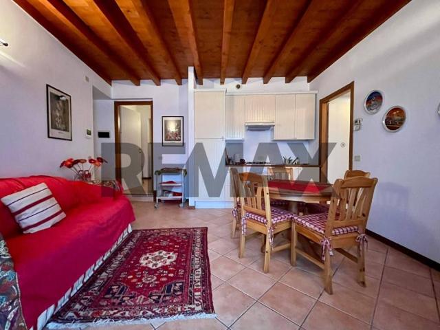Appartamento in vendita a Calolziocorte, Lombardia