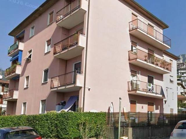 Appartamento in vendita a Calolziocorte, Lombardia