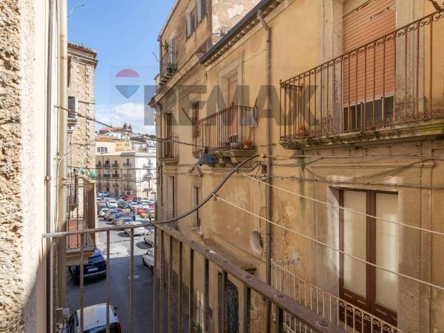 Appartamento in vendita a Canalotto, Caltagirone