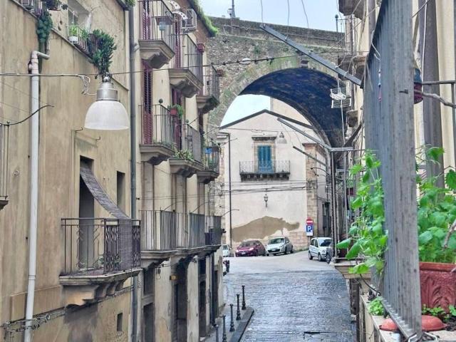 Appartamento in vendita a Canalotto, Caltagirone