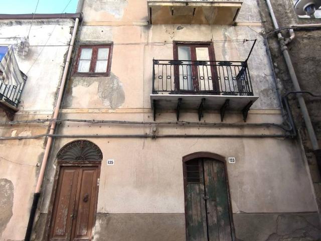 Appartamento in vendita a Quartiere Provvidenza, Caltanissetta