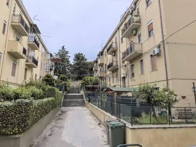 Appartamento in affitto a Quartiere Provvidenza, Caltanissetta