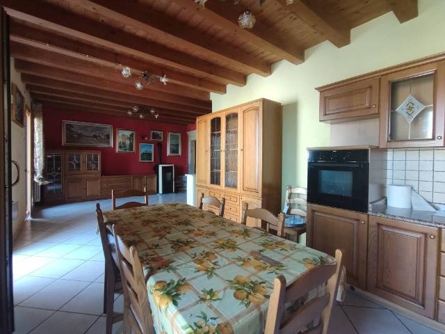 Appartamento in vendita a Caltrano, Veneto