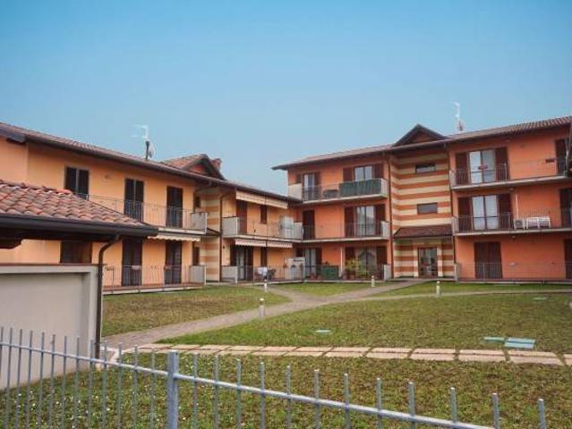 Appartamento in vendita a Calusco D'adda, Lombardia