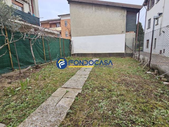 Appartamento in vendita a Calusco D'adda, Lombardia
