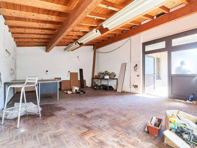 Appartamento in vendita a Calusco D'adda, Lombardia