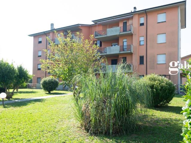 Appartamento in vendita a Calusco D'adda, Lombardia