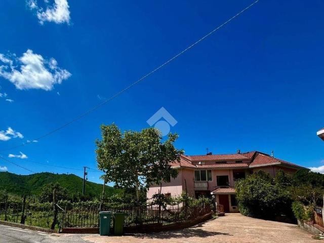 Appartamento in vendita a Capo Calvanico, Calvanico