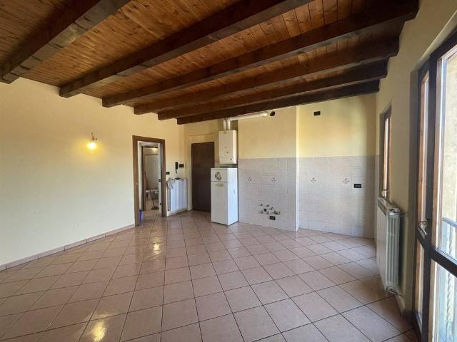 Appartamento in vendita a Calvenzano, Lombardia