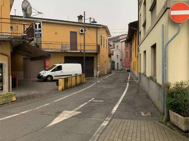 Appartamento in vendita a Calvenzano, Lombardia