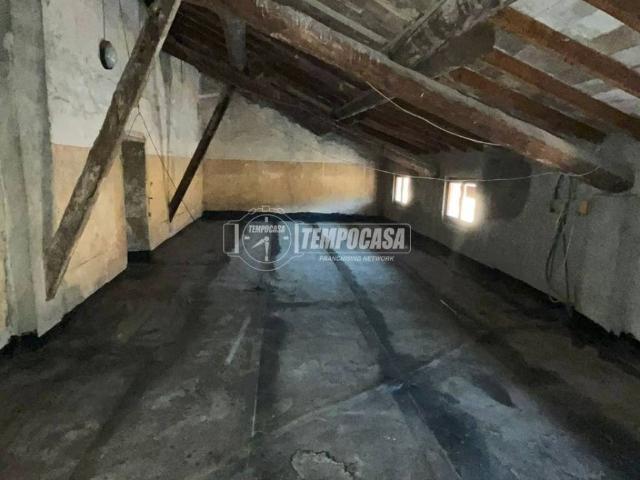Appartamento in vendita a Calvenzano, Lombardia