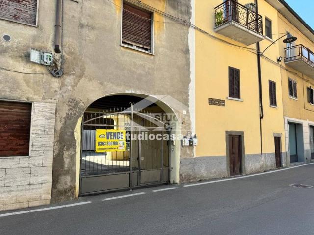 Appartamento in vendita a Calvenzano, Lombardia