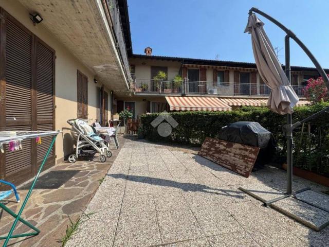 Appartamento in vendita a Calvenzano, Lombardia