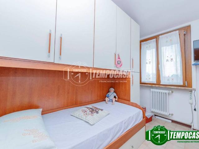 Appartamento in vendita a Calvignasco, Lombardia