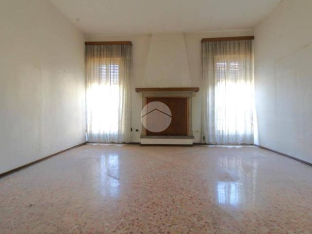 Villa Indipendente in vendita a Calvisano, Lombardia