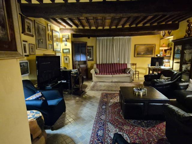 Appartamento in vendita a Camaiore, Toscana