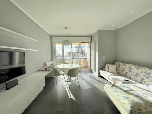 Appartamento in vendita a Camaiore, Toscana