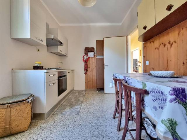 Appartamento in vendita a Camaiore, Toscana