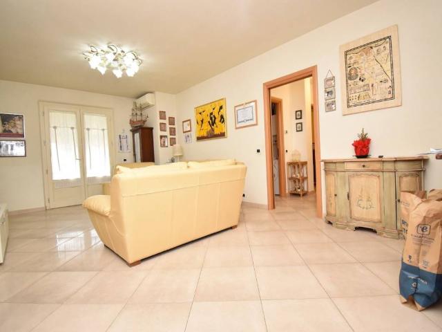 Appartamento in vendita a Caravello, Camaiore