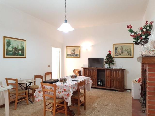 Appartamento in vendita a Camaiore, Toscana