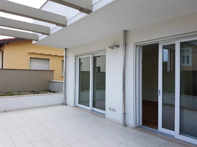Appartamento in vendita a Camaiore, Toscana