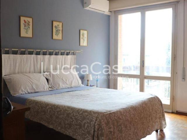Appartamento in vendita a Camaiore, Toscana