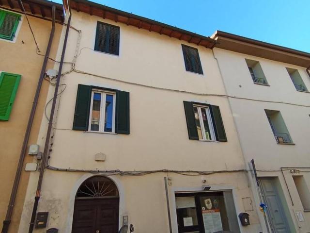 Appartamento in vendita a Camaiore, Toscana