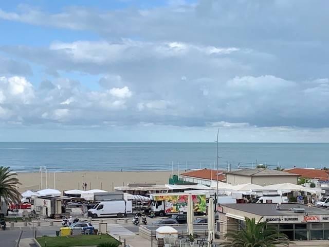 Appartamento in vendita a Camaiore, Toscana