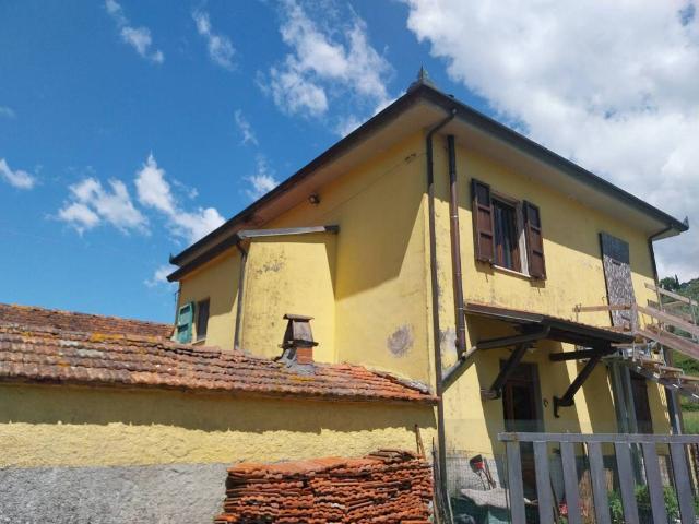 Appartamento in vendita a Montemagno, Camaiore