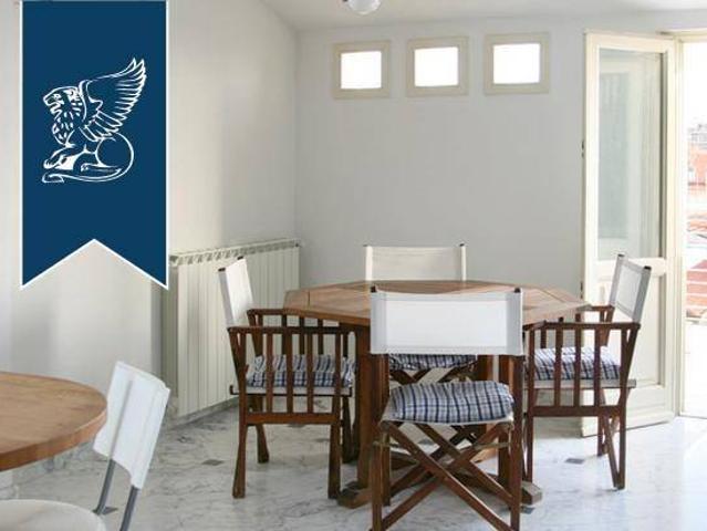 Appartamento in vendita a Camaiore, Toscana