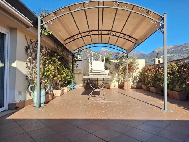 Appartamento in vendita a Camaiore, Toscana
