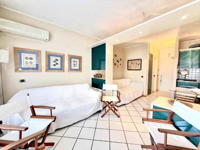 Appartamento in vendita a Camaiore, Toscana
