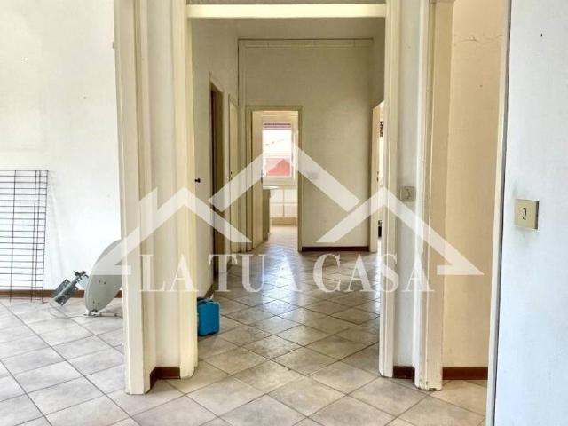 Appartamento in vendita a Caravello, Camaiore