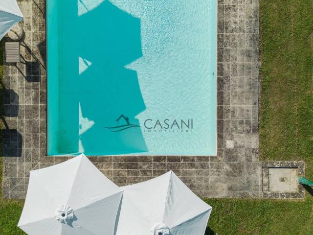 Appartamento in vendita a Camaiore, Toscana