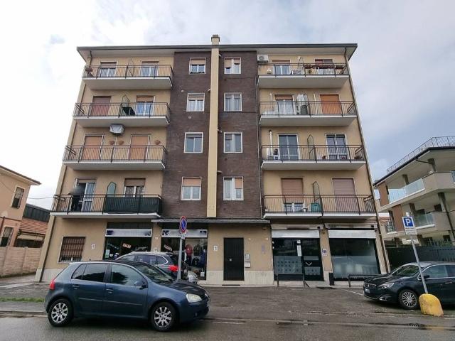 Appartamento in vendita a Cambiago, Lombardia