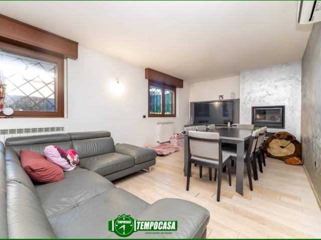 Appartamento in vendita a Cambiago, Lombardia