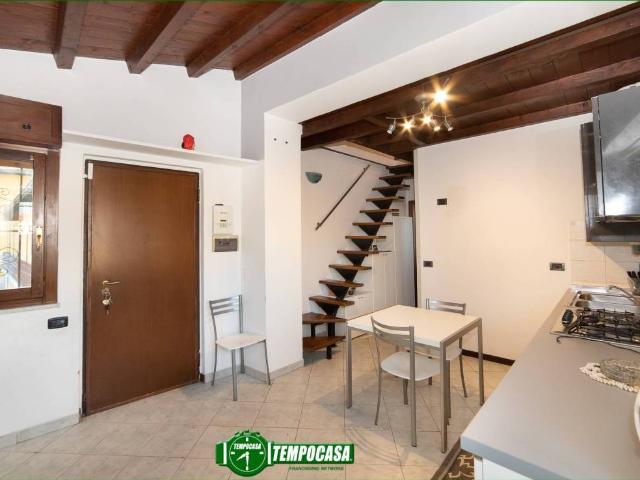 Appartamento in vendita a Cambiago, Milano