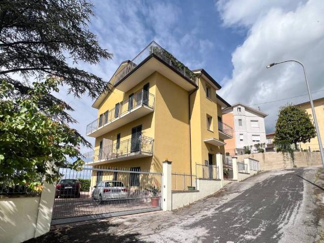 Appartamento in vendita a Marche, Ancona