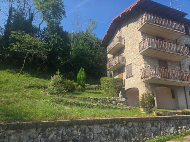Appartamento in vendita a Comunità Montana della Valle Brembana, San Giovanni Bianco