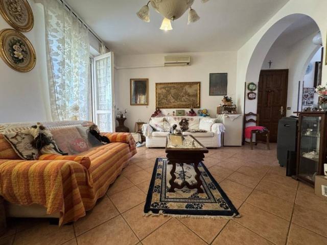 Appartamento in vendita a Piemonte, Novara