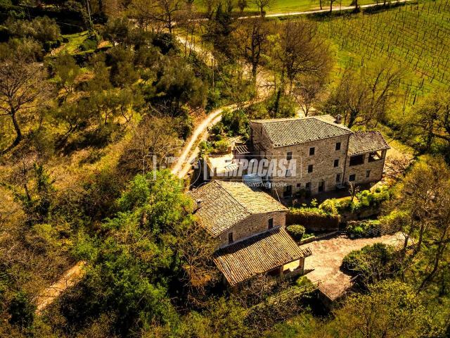 Villa Indipendente in vendita a Marche, Macerata