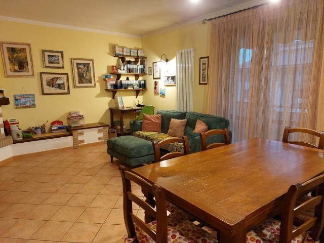Appartamento in vendita a Marche, Macerata