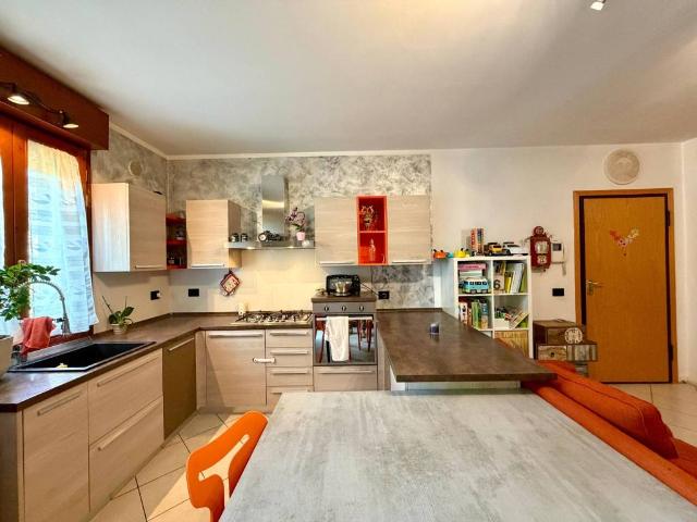 Appartamento in vendita a Santa Maria di Camisano, Camisano Vicentino