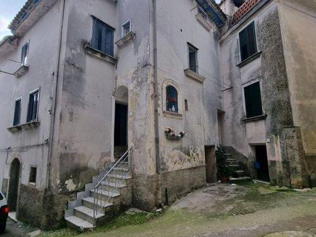 Appartamento in vendita a Campagna, Campania