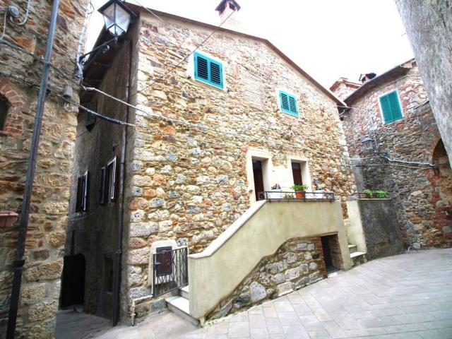 Appartamento in vendita a Campagnatico, Toscana