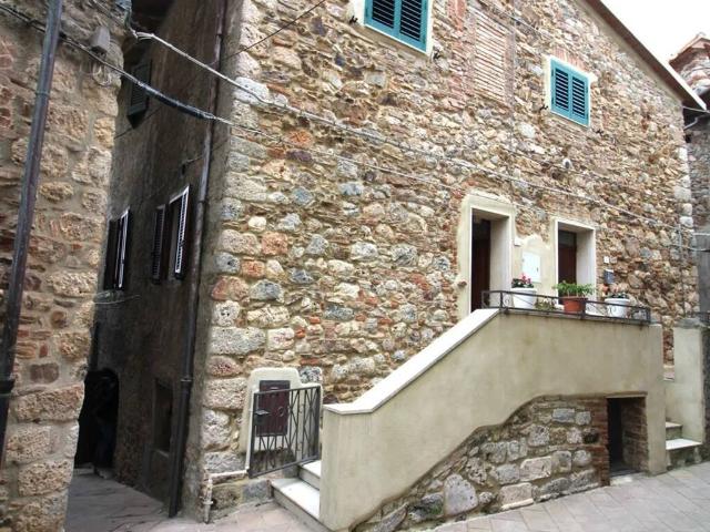 Appartamento in vendita a Campagnatico, Toscana