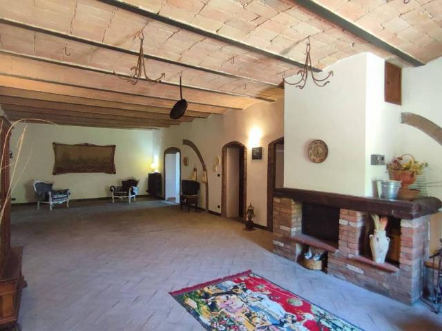 Appartamento in vendita a Campagnatico, Toscana