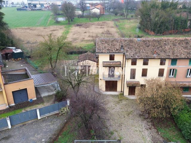 Appartamento in vendita a Pianura Reggiana, Re
